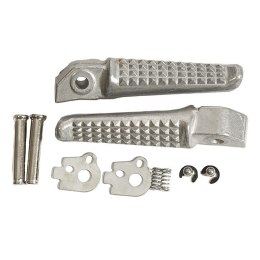 BIKETEC PARTS ZESTAW PODNÓŻKÓW (PODNÓŻKI) PASAŻERA KOMPLETNY Z MOCOWANIAMI HONDA CB 1300 '03-12 KOLOR SREBRNY