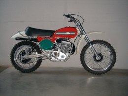 TECNOSEL (BLACKBIRD) KOMPLET NAKLEJEK (OKLEIN) KTM GS '74-'76, REPLICA OEM KTM, CZARNE TŁO