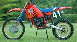 BLACKBIRD KOMPLET NAKLEJEK (OKLEIN) HONDA CR 125 '87-'88 REPLICA TEAM HONDA